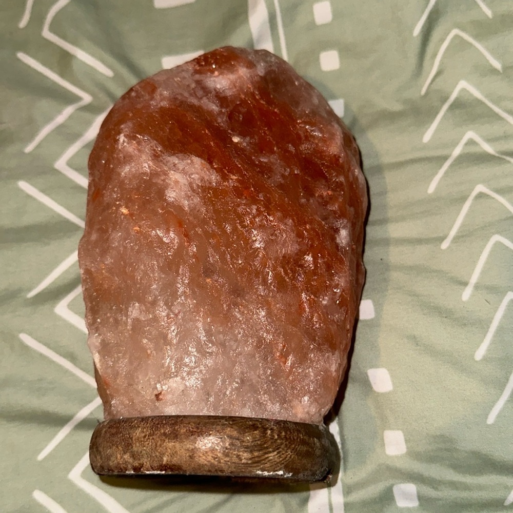 pink himalayan salt decor